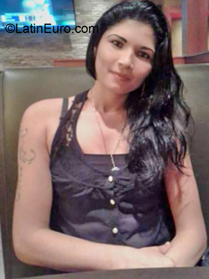 Date this sensual Panama girl Maribel from Panama City PA752