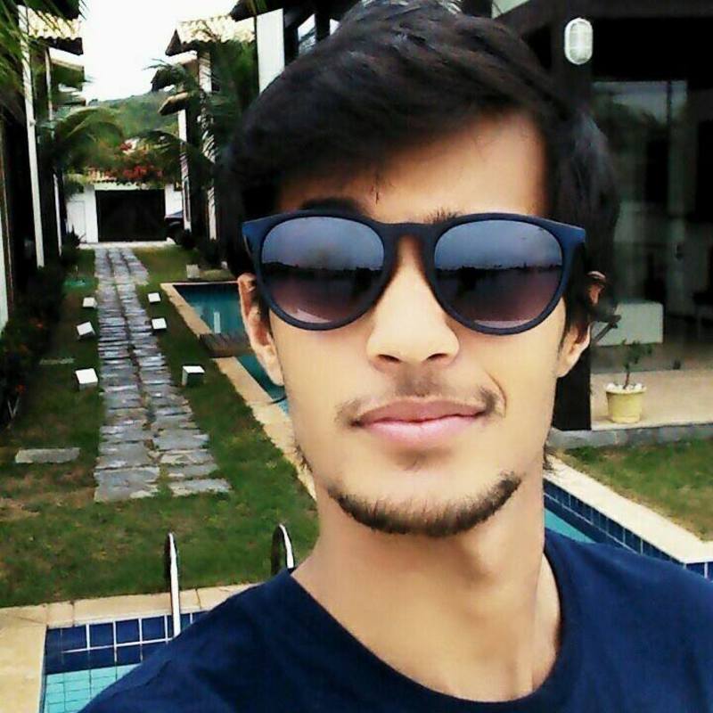 Date this hot Brazil man Marco from Petrópolis BR9528