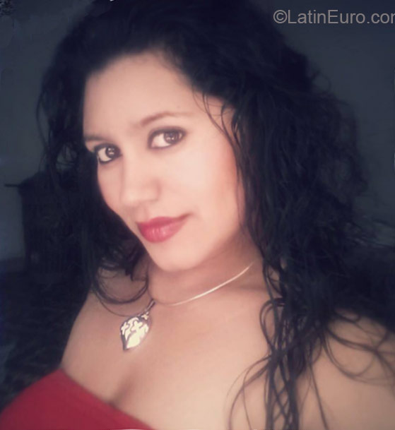 Date this lovely Honduras girl Nelsy from Tegucigalpa HN1853