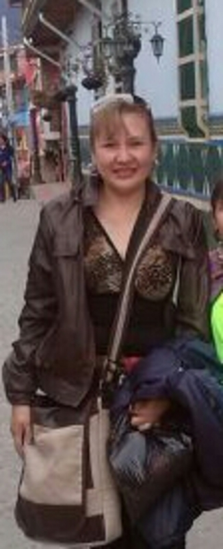 Date this voluptuous Colombia girl Monica from Manizales US21259