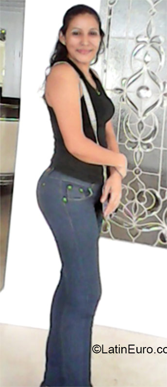 Date this charming Panama girl Maria from Panama City PA819