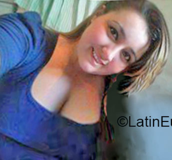 Date this lovely Honduras girl Lisseth from Copan HN1904