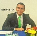 nice looking Colombia man Mauricio from Bogota CO18589