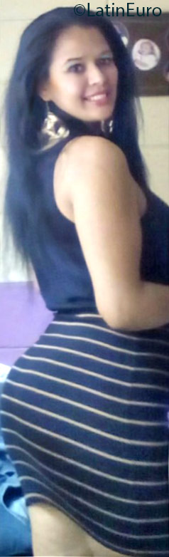 Date this good-looking Honduras girl Walkira from San Pedro Sula HN1987
