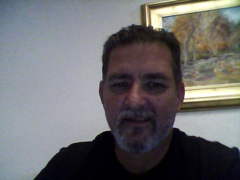 Date this cute United States man JhugHuggins from Barstow US17083