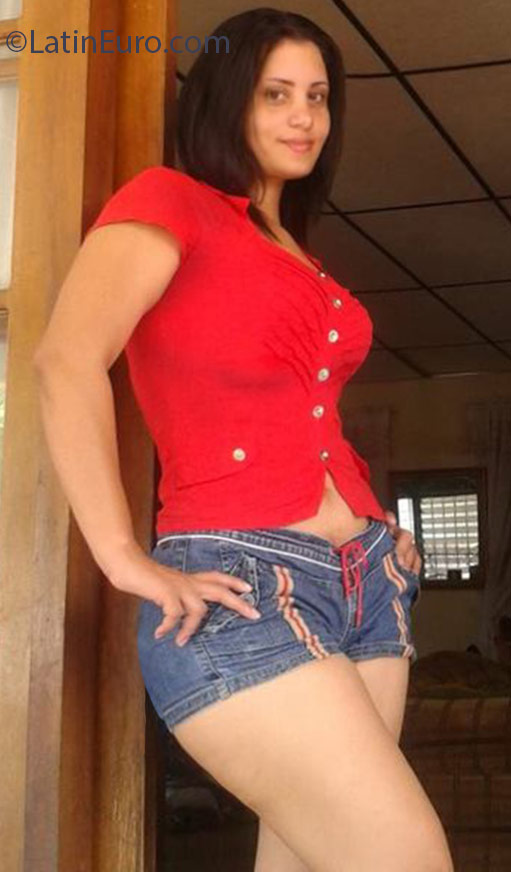 Date this sultry Panama girl Daysi from Panama PA895