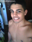 athletic Brazil man Tom from Vitoria BR9607