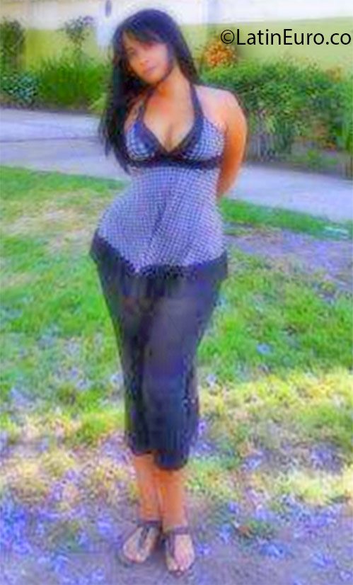 Date this foxy Mexico girl Yazmin from Tijuana MX1481