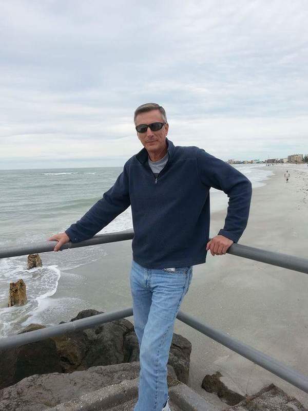 Date this cute United States man Paul from Madeira Beach US17147
