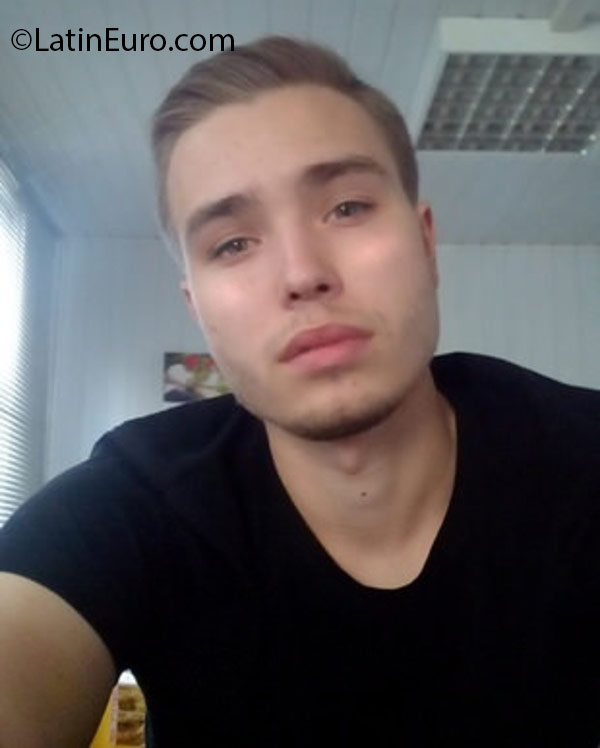 Date this nice looking Russia man Alex331 from Moscow RU58