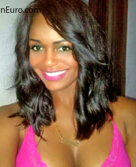Date this pretty Colombia girl Yulieth from Cali CO18824