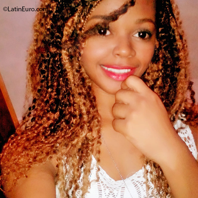 Date this young Honduras girl Kimberly from El progreso HN2105
