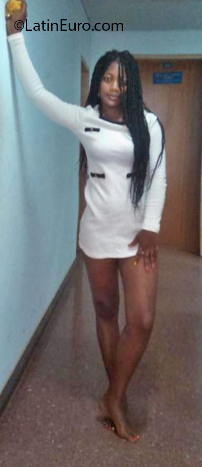 Date this beautiful Cameroon girl Vanye from Yaounde CM243
