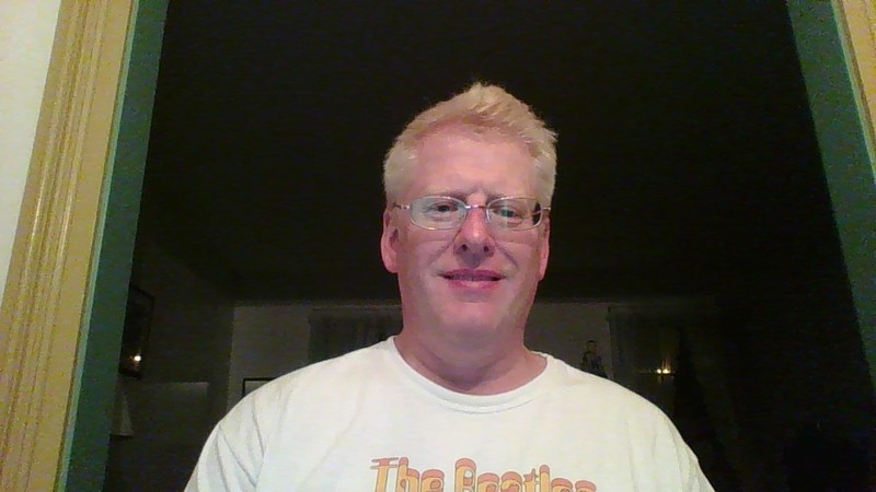 Date this foxy United States man Buzz from Willoughby US17333