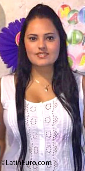 Date this fun Colombia girl Linda from Bogota CO18983