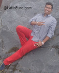 pretty Colombia man Julian from Manizales CO19051