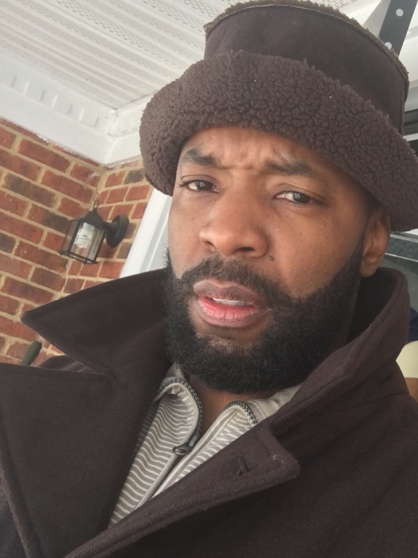 Date this voluptuous United States man Hassan from Washington US17458