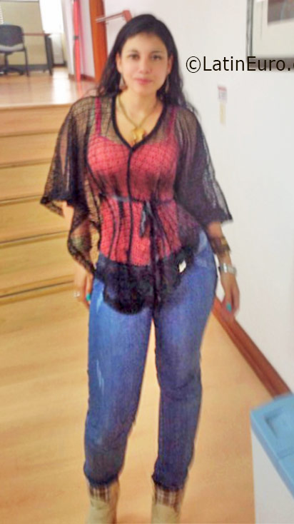 Date this sultry Colombia girl Alexandra from Bogota CO19102