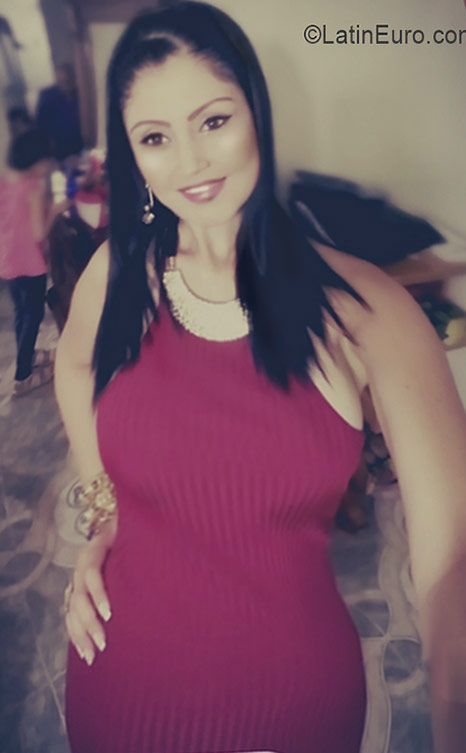 Date this stunning Colombia girl Leidy from Medellin CO19120