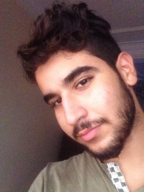 Date this beautiful Colombia man Hamzaarkm from Paris CO19628