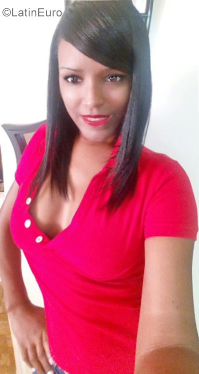 Date this young Dominican Republic girl Alba from Puerto Plata DO27004
