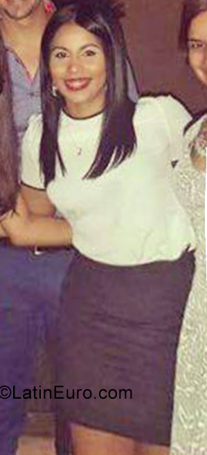 Date this passionate Dominican Republic girl Chantal from Santo Domingo DO27239