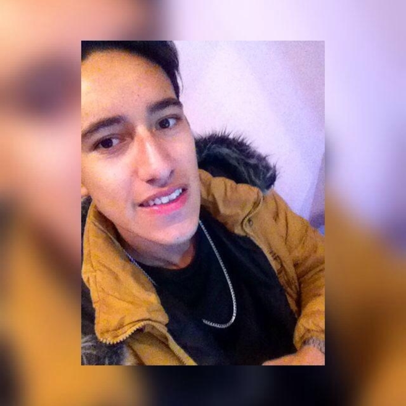 Date this attractive Colombia man Sebastian from Bogota CO20244