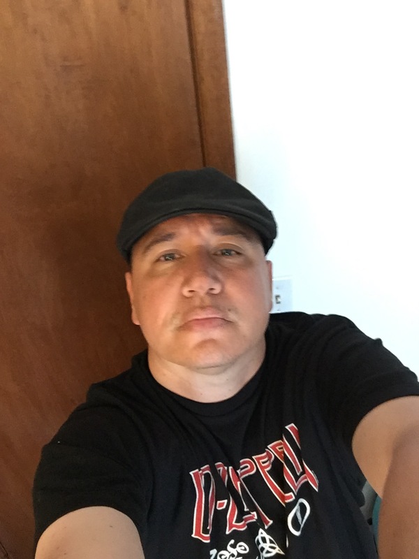 Date this athletic United States man Gino from Tampa US17985