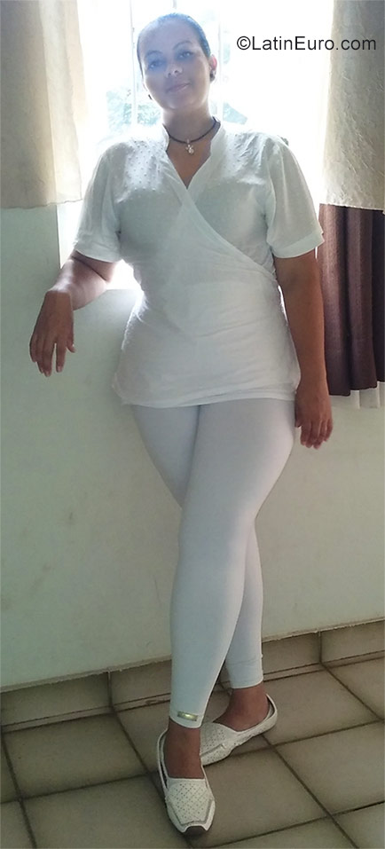 Date this charming Brazil girl Graziela from Limeira BR9962