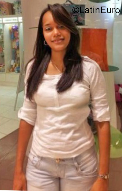 Date this exotic Dominican Republic girl Ismer from Santo Domingo DO28260