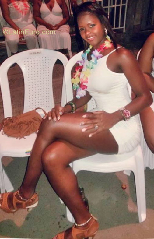 Date this attractive Colombia girl Sofia from Cali CO21320