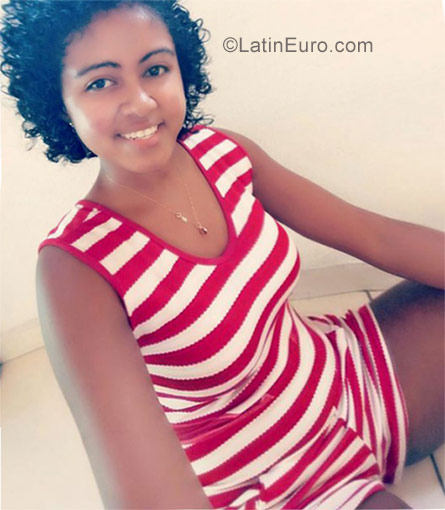 Date this stunning Brazil girl Wellny from Fortaleza BR10024