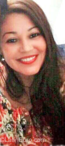 Date this gorgeous Brazil girl Elizete from Petrolina BR10337