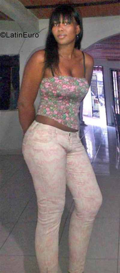 Date this delightful Colombia girl Ana maria from Cali CO24612