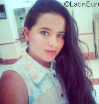 Date this stunning Colombia girl Ximena villabon from Bucaramanga CO21649