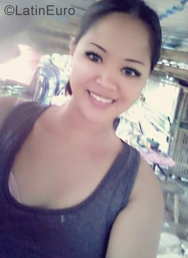Date this fun Saudi Arabia girl Jenalin from Dhahran SA34