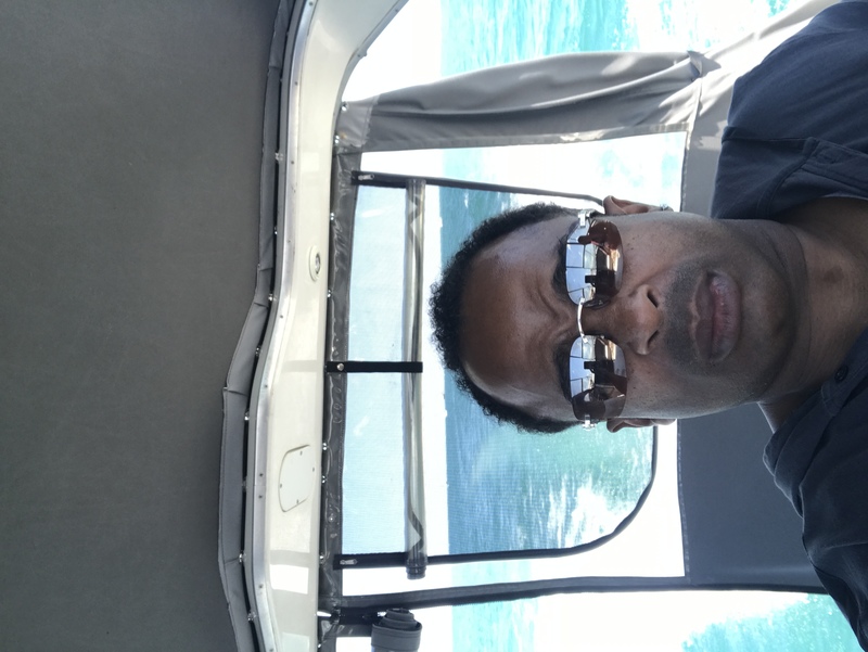 Date this young United States man Ronnie4120 from Chicago US18271