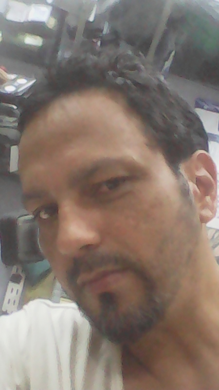 Date this charming Colombia man AlBERTO from Medellin CO21861