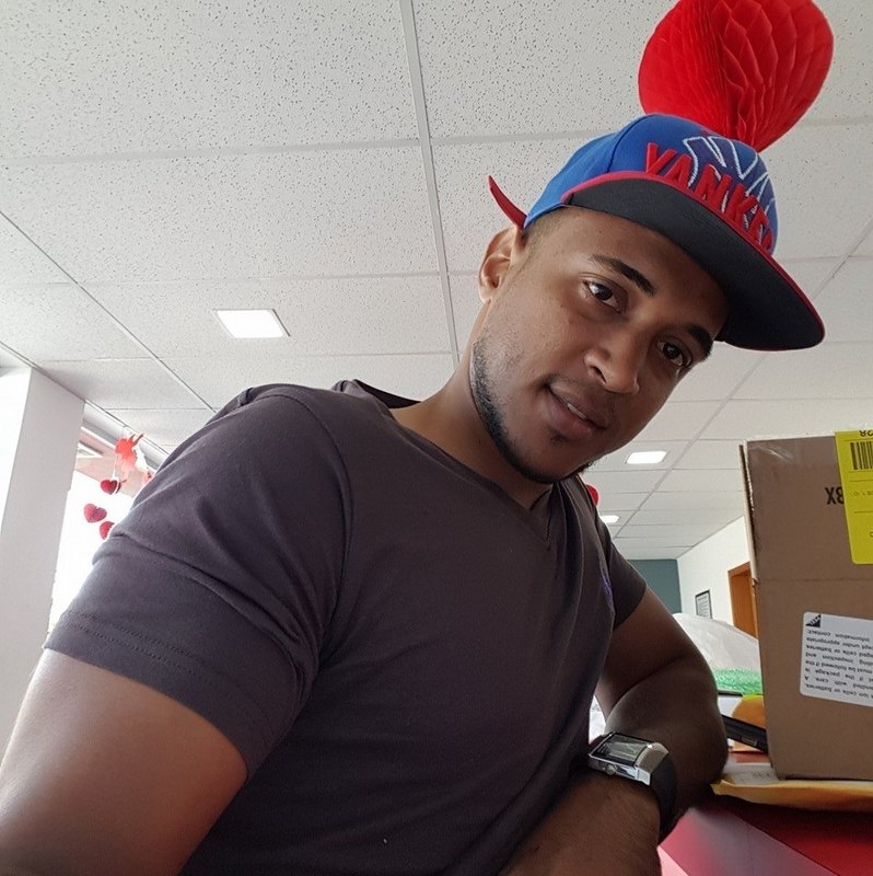 Date this sultry United States man Jeovanny from Miami US18304