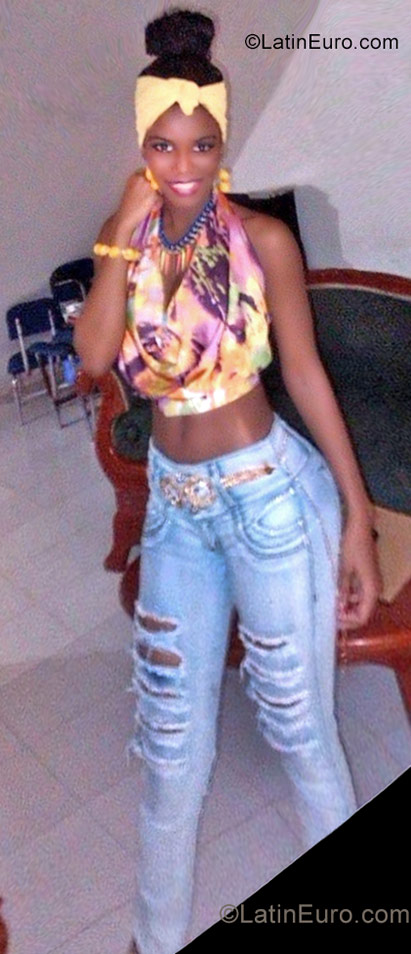 Date this georgeous Colombia girl Liza from Cali CO21937
