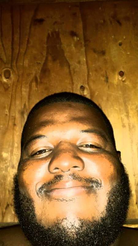 Date this athletic United States man Poe from Anaheim US18333