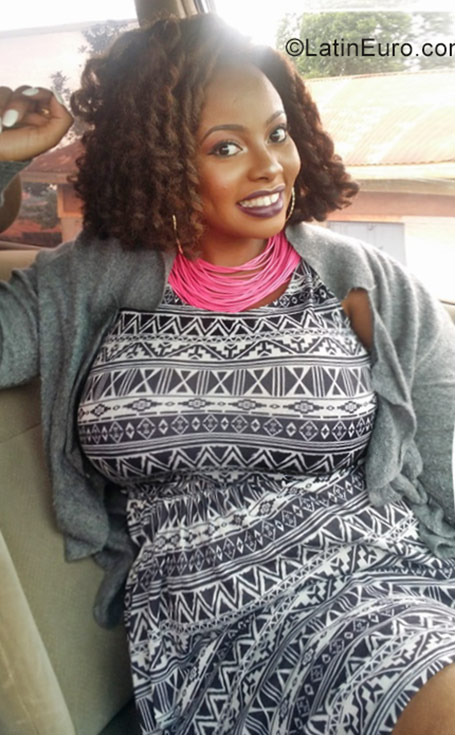 Date this foxy Uganda girl LYNA from Kampala UG35