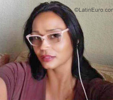 Date this exotic Colombia girl Ingrid from Cali CO22163