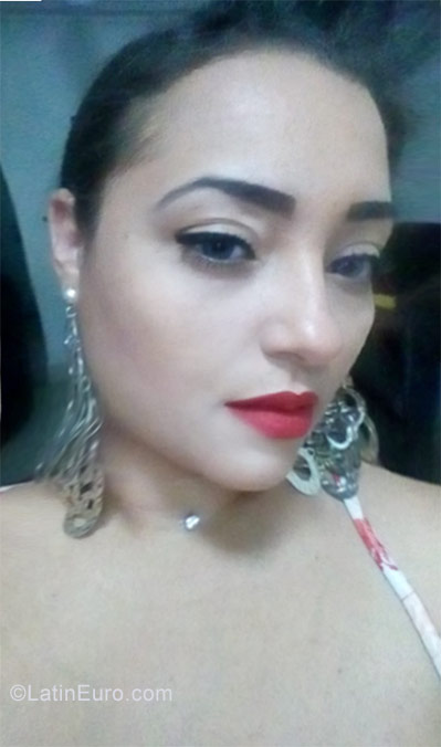 Date this lovely Brazil girl Alana from Sao Paulo * Guarulhos BR10227