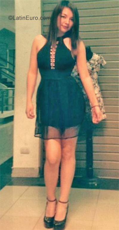 Date this nice looking Peru girl Monica from Lima PE1116