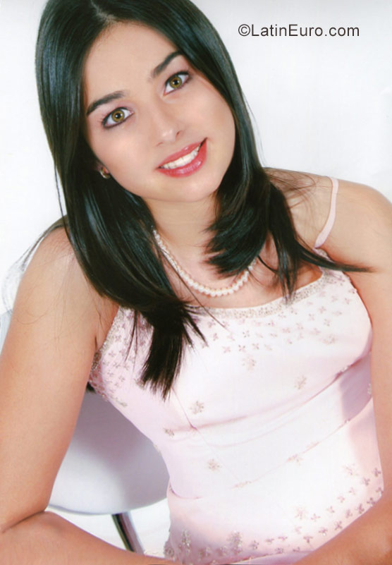 Date this tall Brazil girl Camila from Cascavel BR10285