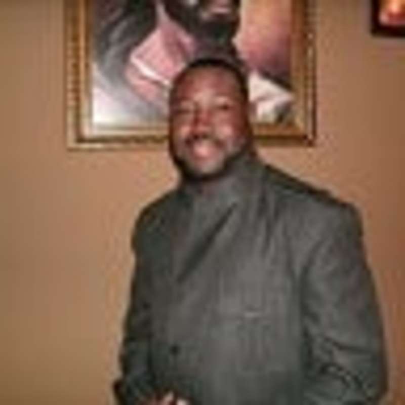 Date this voluptuous United States man Dark from Jacksonville US18712