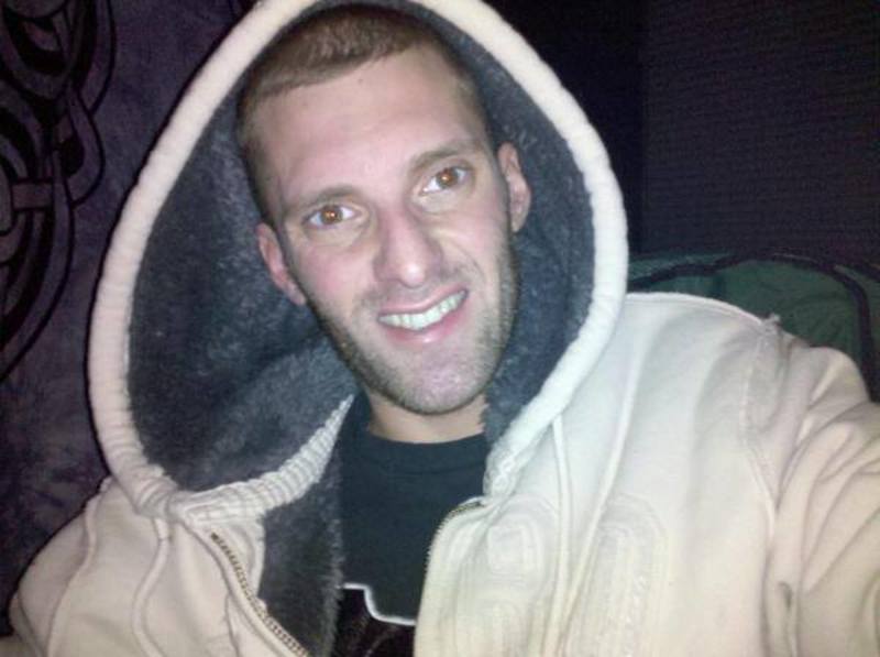 Date this beautiful United States man KlayDown8 from Greenfield US18718