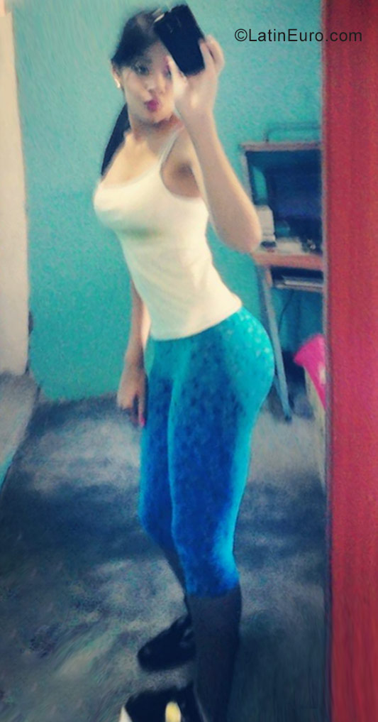 Date this tall Venezuela girl Zahany from Caracas VE992