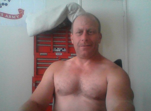 Date this sultry United States man Threelegmike from Merced US18724